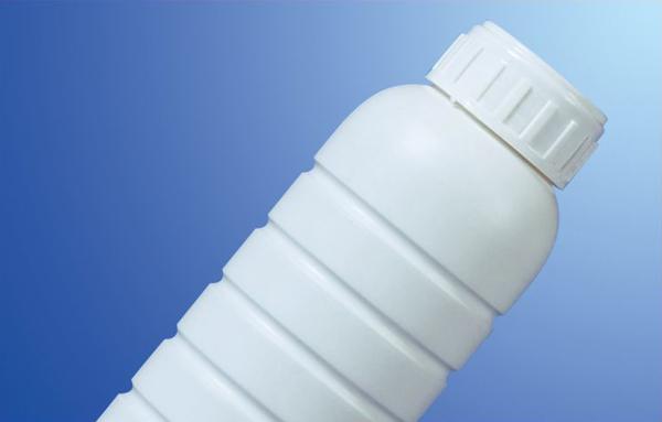 Liquid packaging bottle